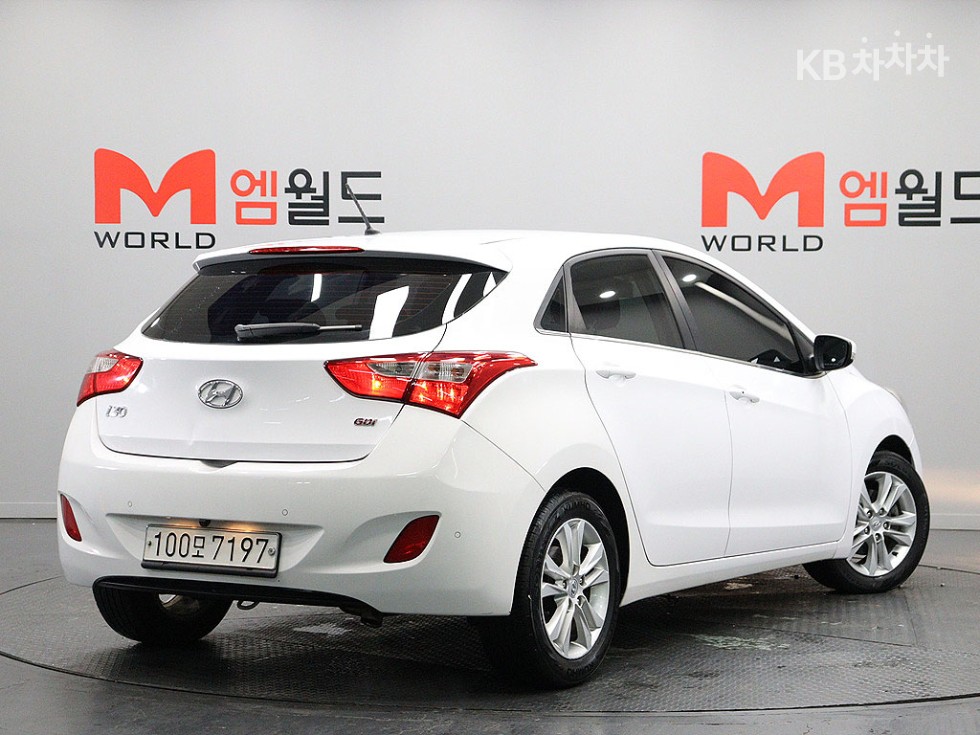 2015 - hyundai i30