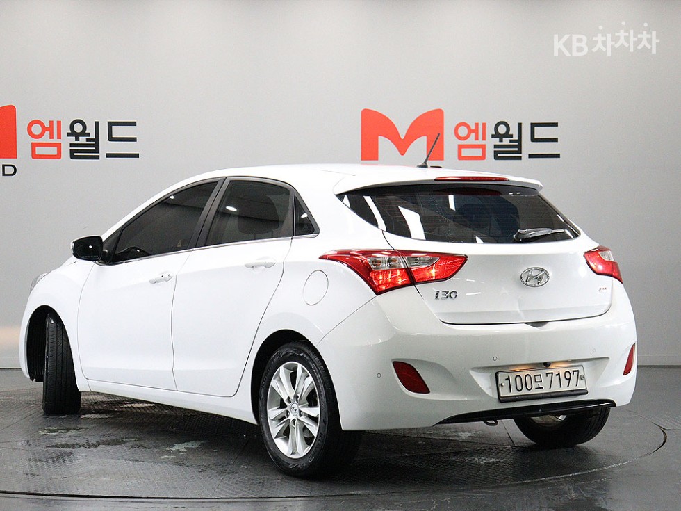 2015 - hyundai i30