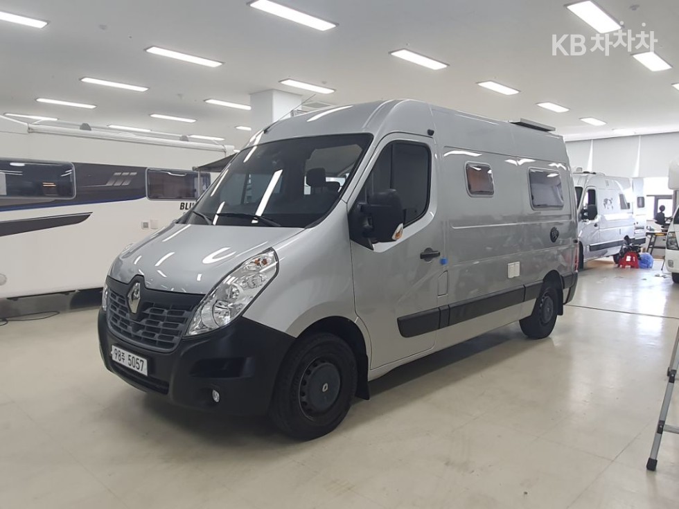 Renault Samsung Master — miniaturë 4