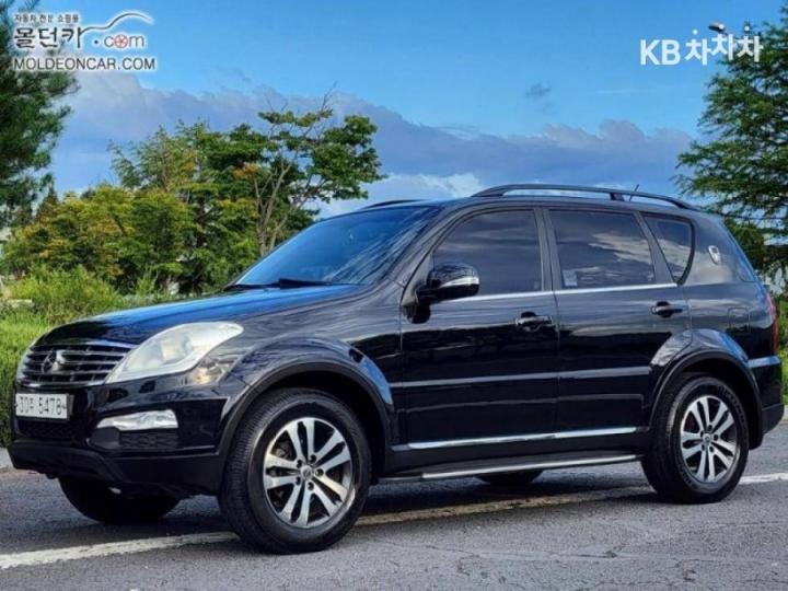 KG Mobility (Ssangyong) Rexton W 4WD RX7 Luxury 3