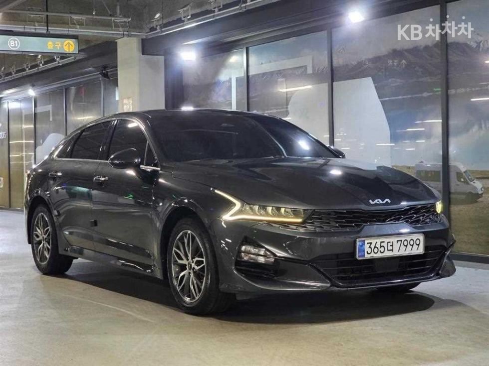 2023 - kia k5