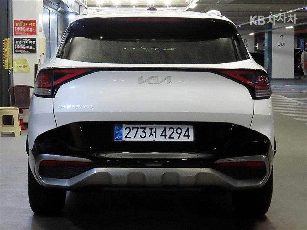 2022 - kia sportage