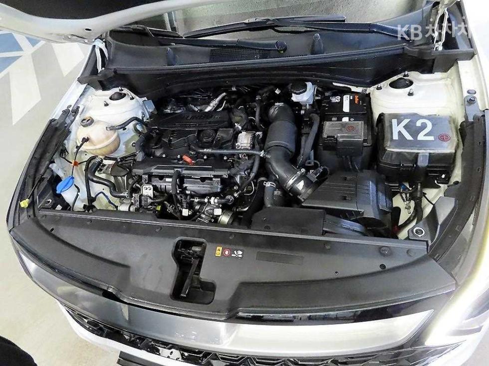 2022 - kia sportage
