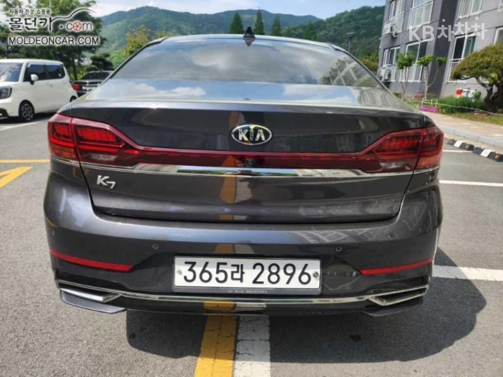 2020 - kia k7