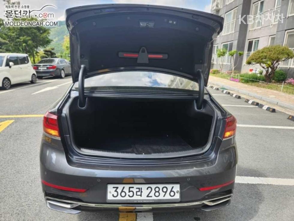 2020 - kia k7