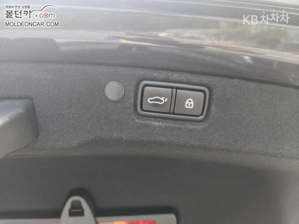 2020 - kia k7