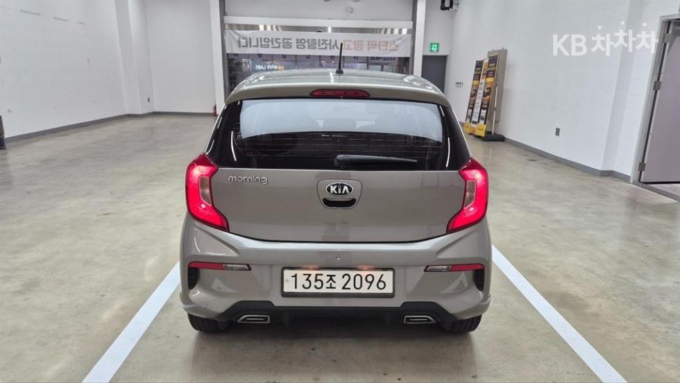 2021 - kia morning