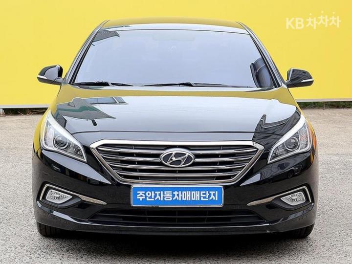 Hyundai Sonata LF 2.0 Smart Base Type