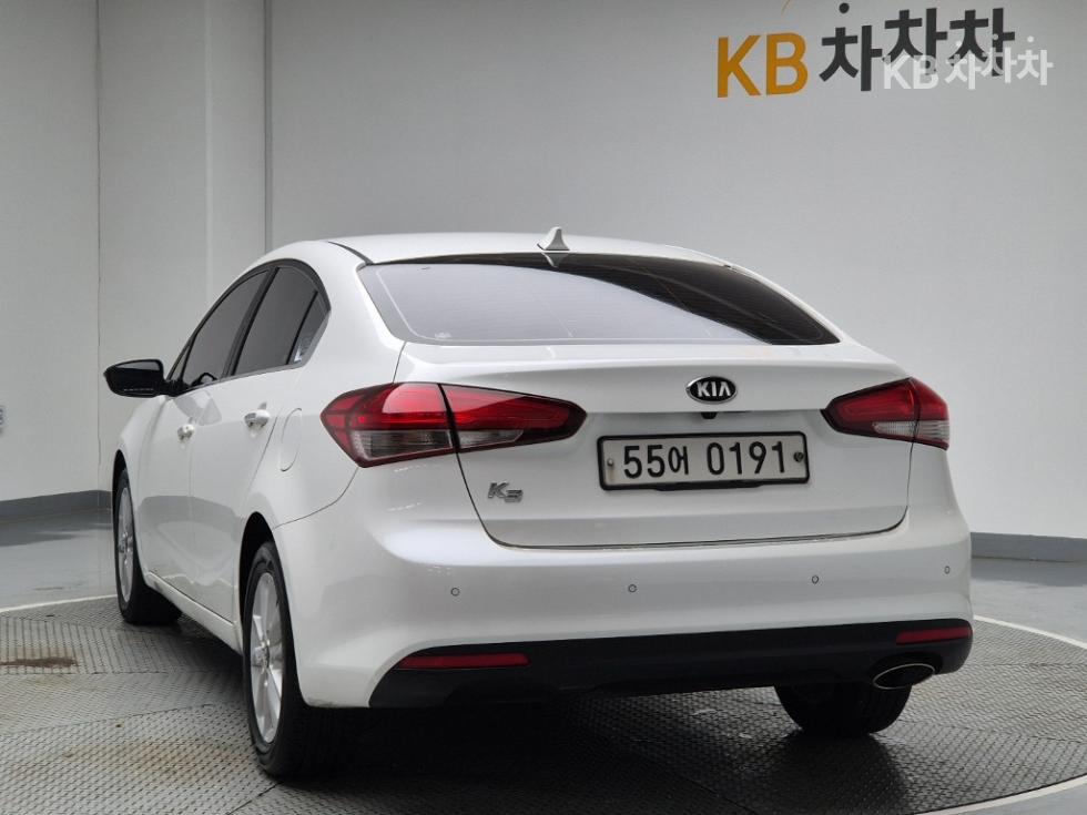 2017 - kia k3