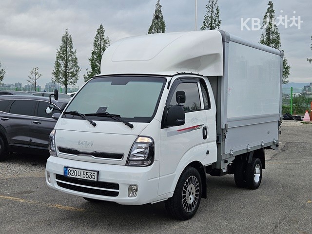 2023 - kia bongo iii