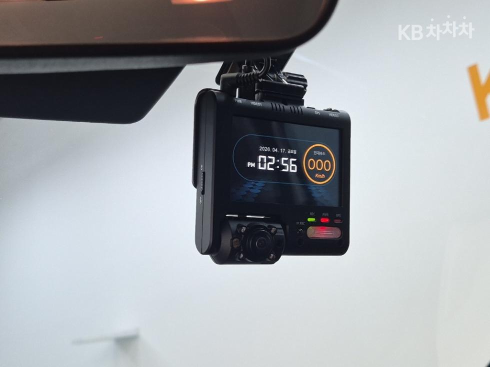 2022 - kia sportage