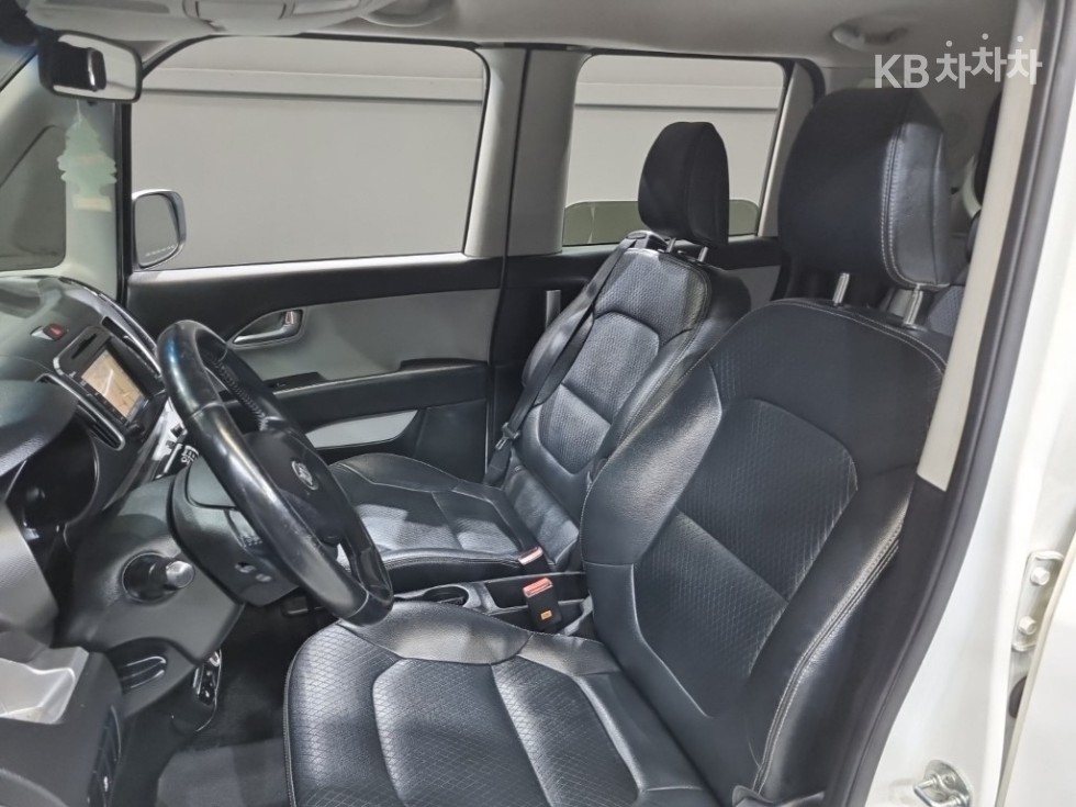 2013 - kia ray
