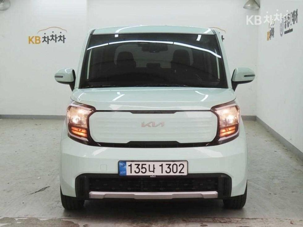 2025 - kia kia