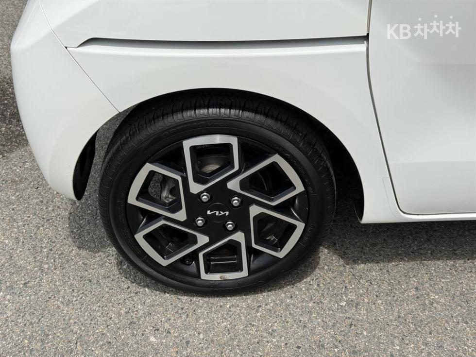 2023 - kia ray