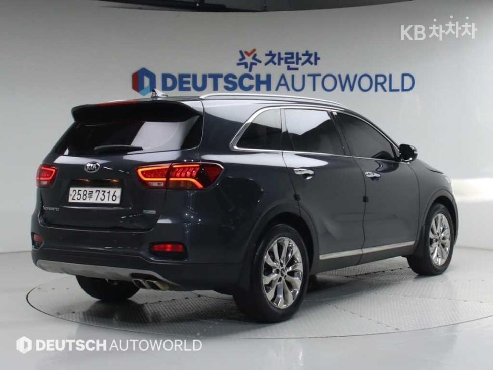 2018 - kia sorento