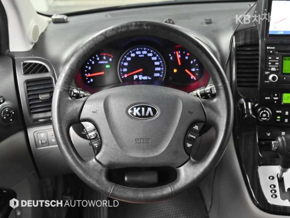2013 - kia carnival