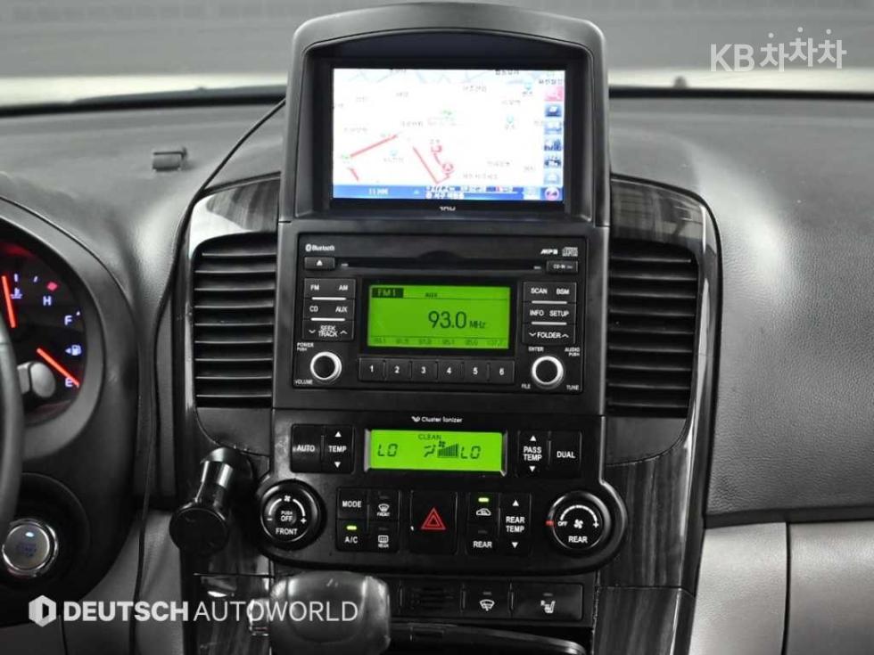 2013 - kia carnival
