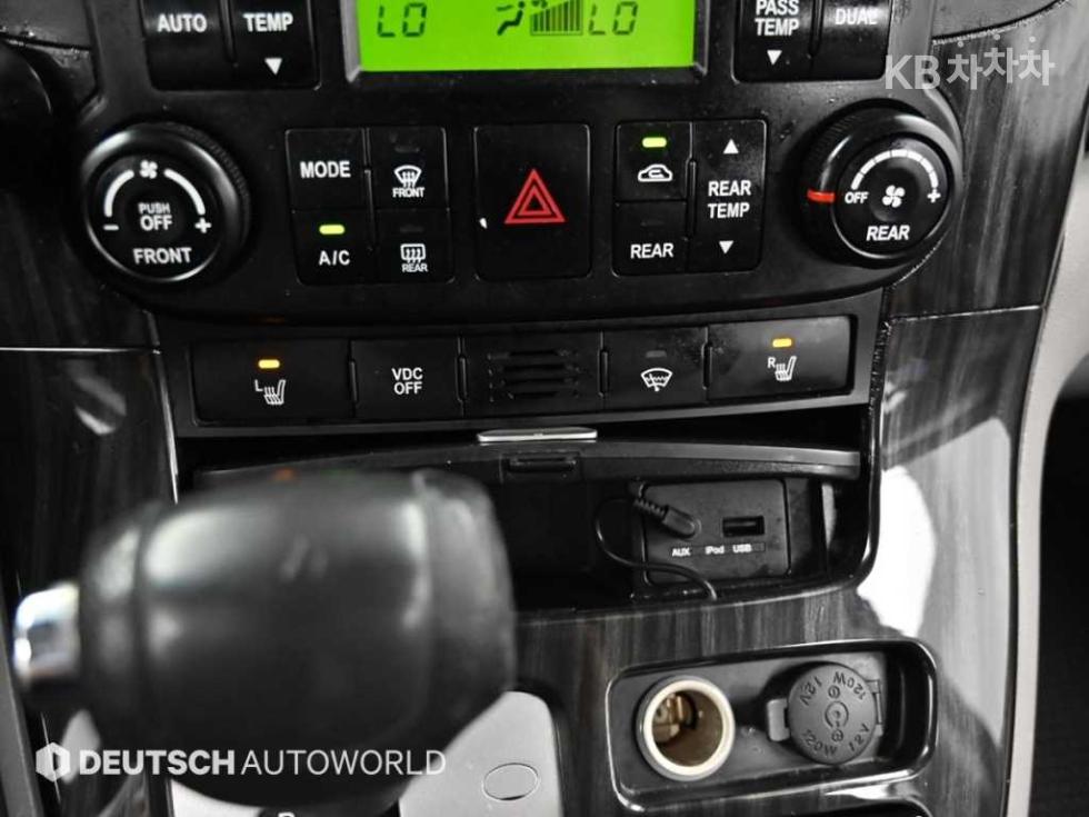 2013 - kia carnival