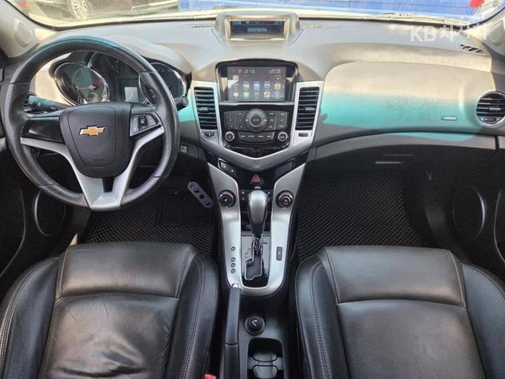 Chevrolet Lacetti Premiere 1.6 CDX IDENTITY Premium Type 10