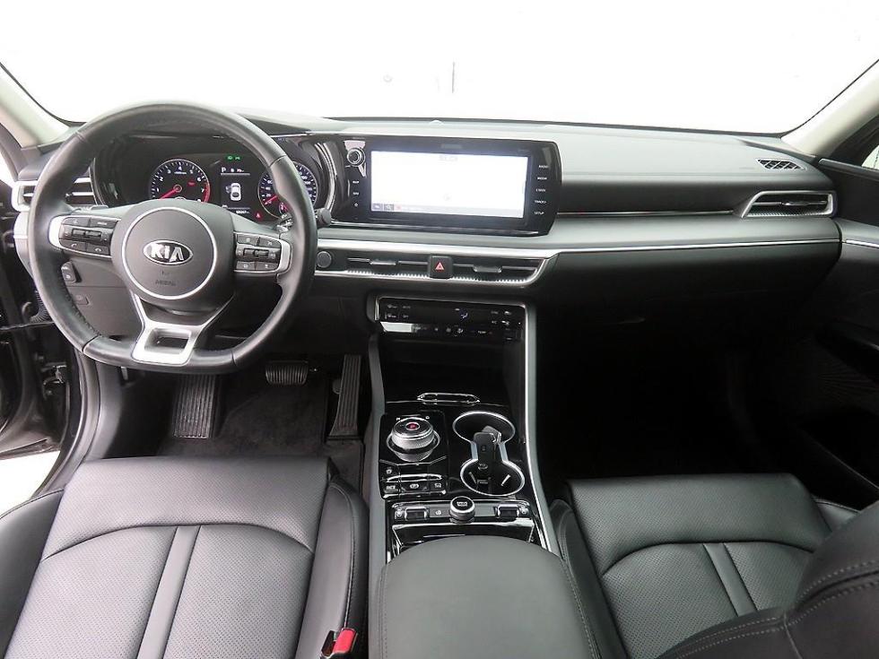 2021 - kia k5