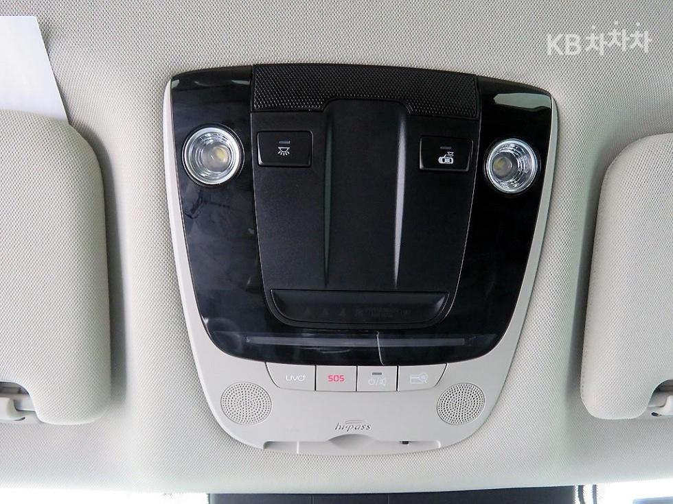 2021 - kia k5