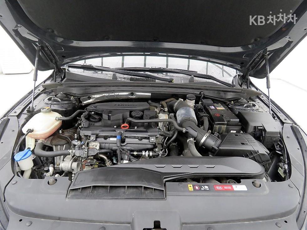 2021 - kia k5
