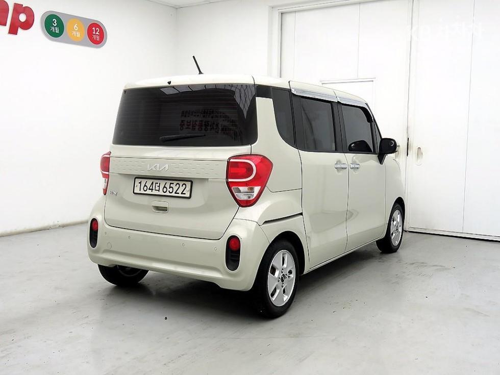 2022 - kia ray