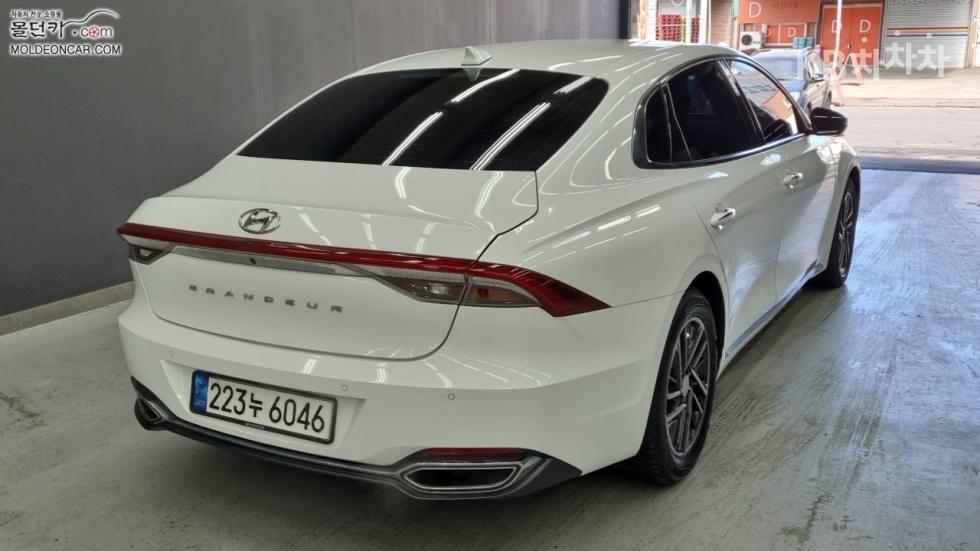 Hyundai Grandeur — miniaturë 2