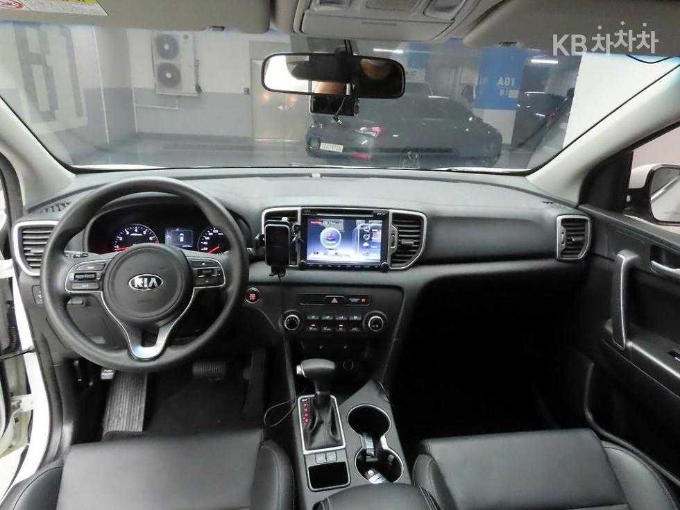 2018 - kia sportage