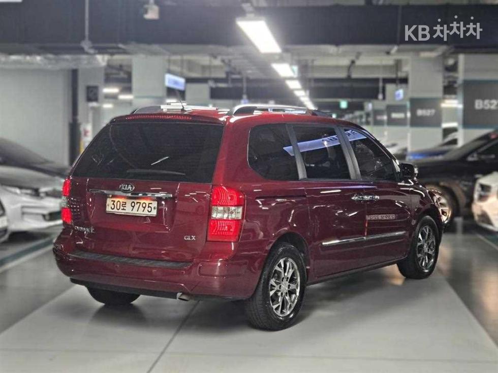 2013 - kia carnival