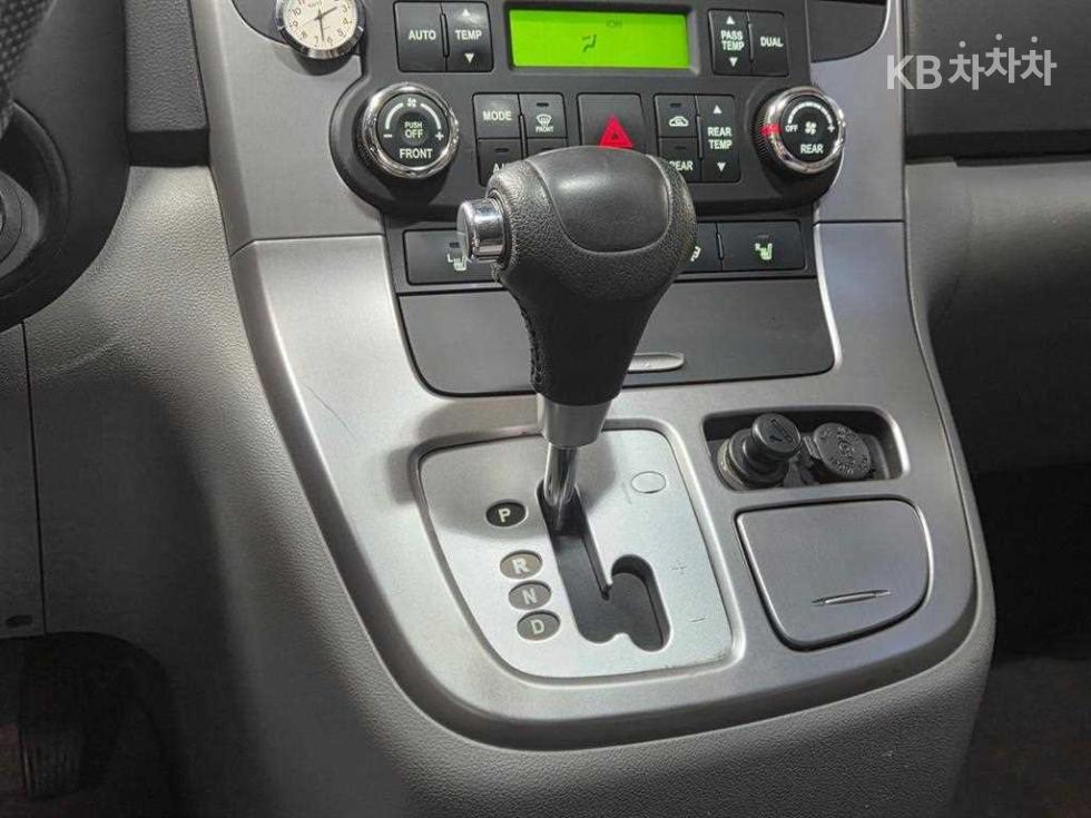 2013 - kia carnival