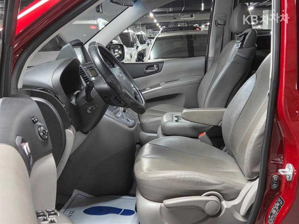 2013 - kia carnival