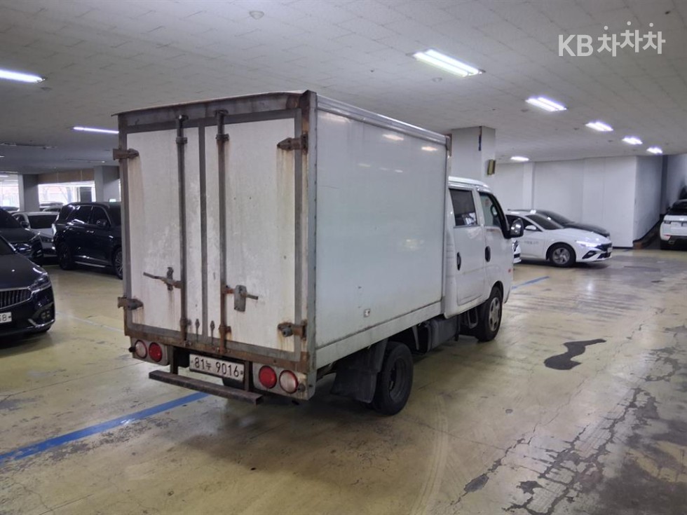 2016 - kia bongo iii
