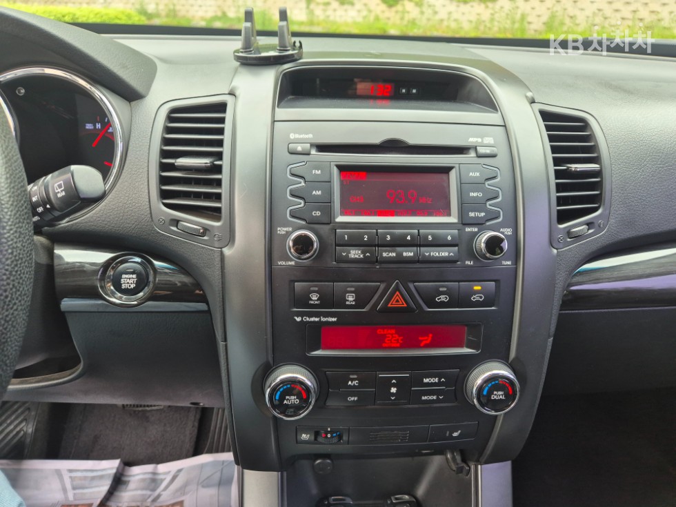 2011 - kia sorento
