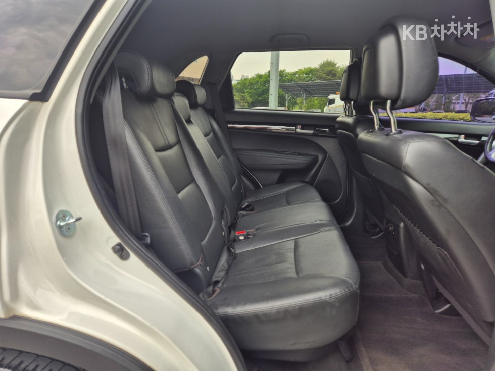 2011 - kia sorento