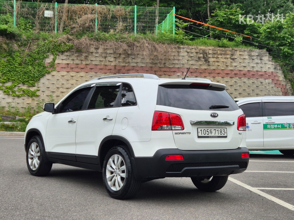 2011 - kia sorento