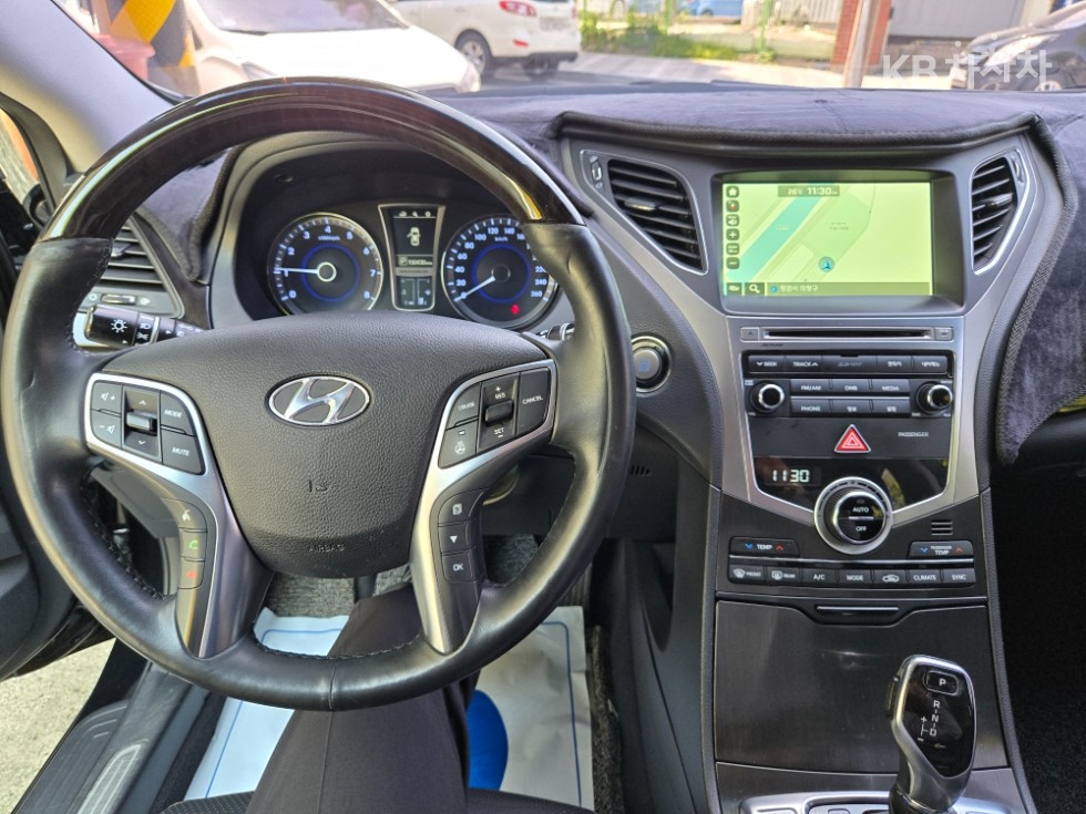 Hyundai Grandeur — miniaturë 10