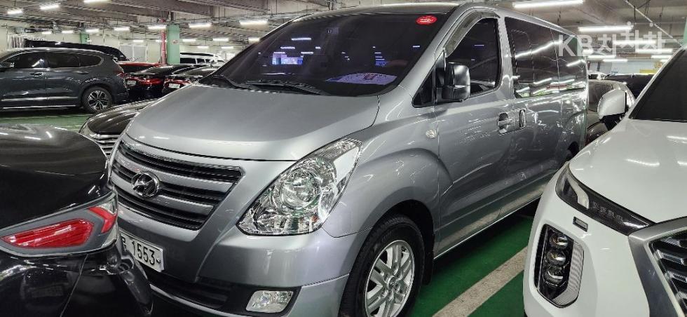 Hyundai Starex — miniaturë 2