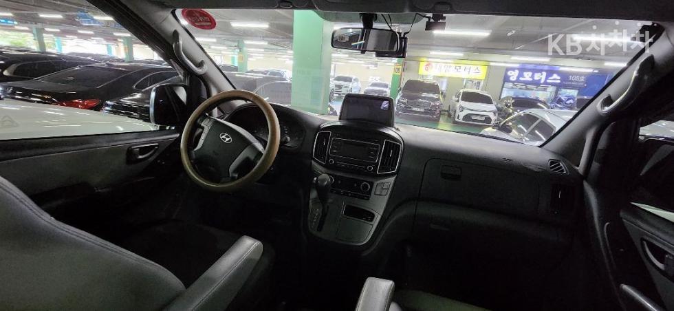 Hyundai Starex — miniaturë 5
