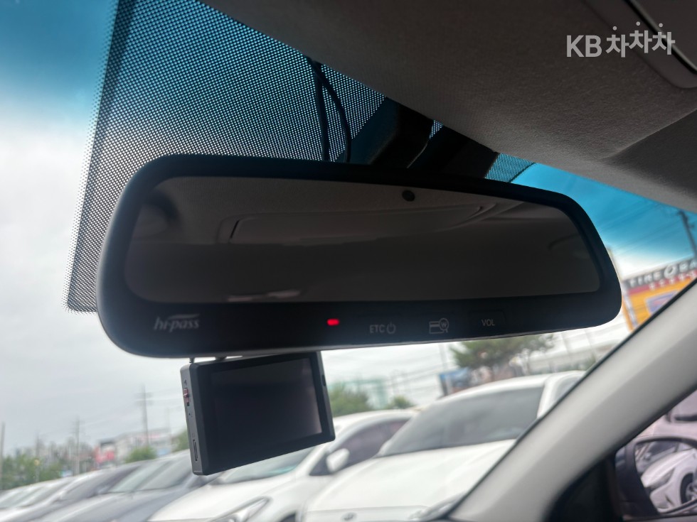 2019 - kia k3