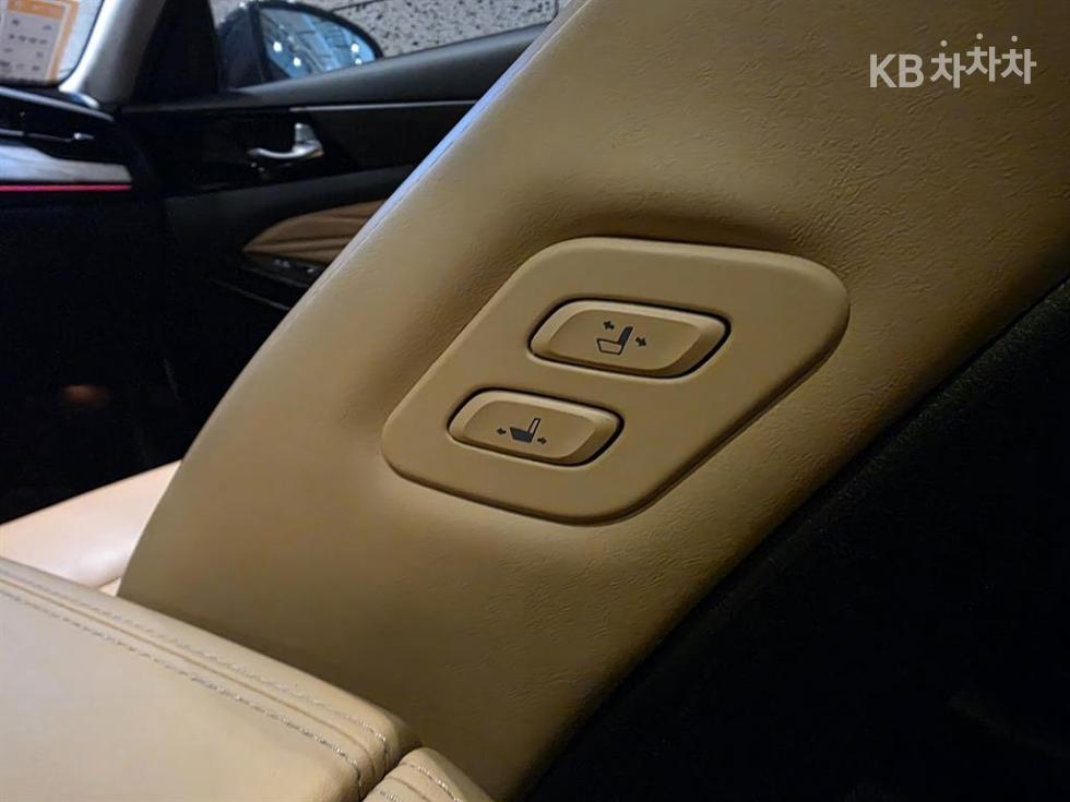 2020 - kia k7