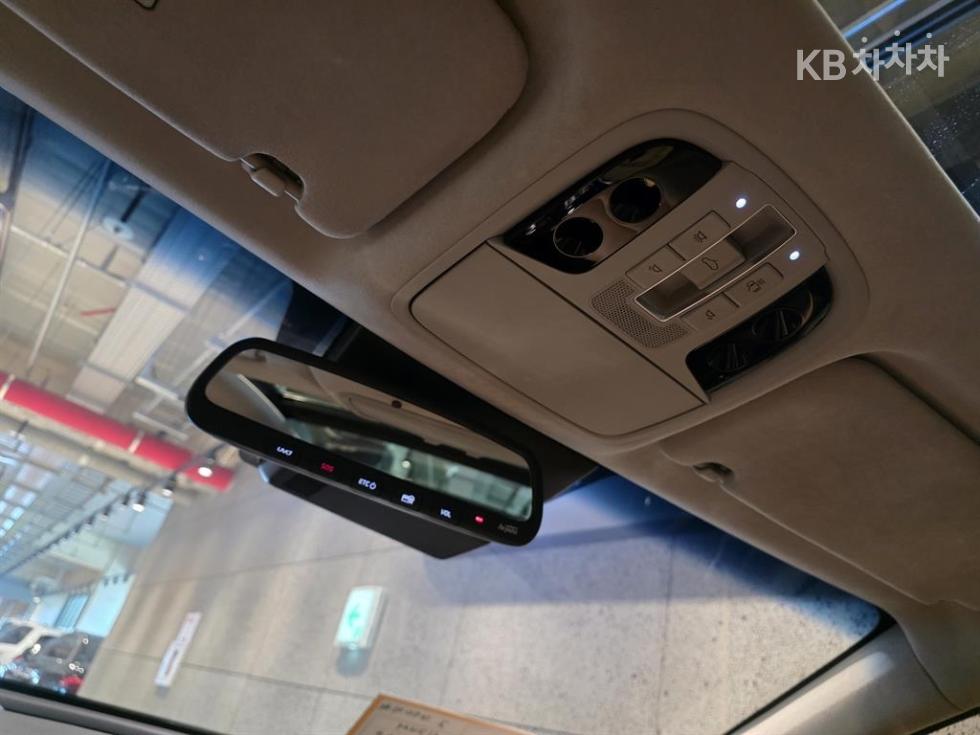 2020 - kia k7