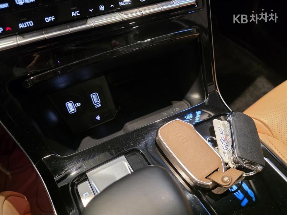 2020 - kia k7