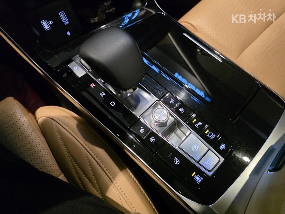 2020 - kia k7