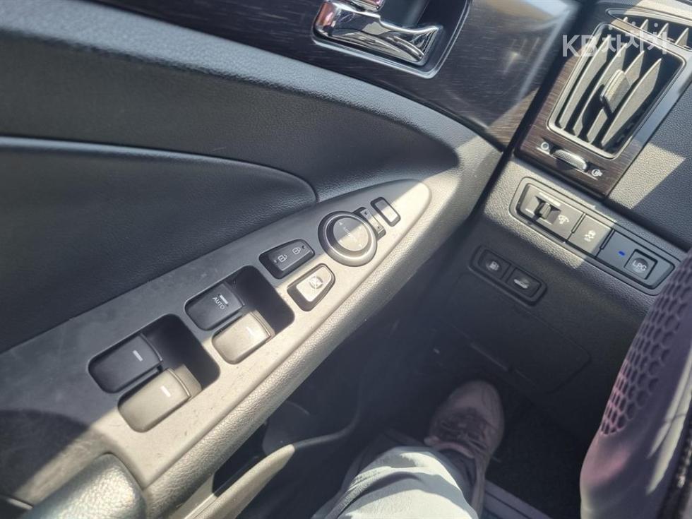 Hyundai Sonata — miniaturë 8