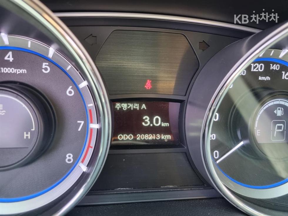 Hyundai Sonata — miniaturë 17