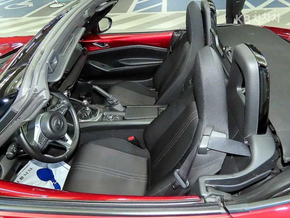 2020 - mazda mx-5