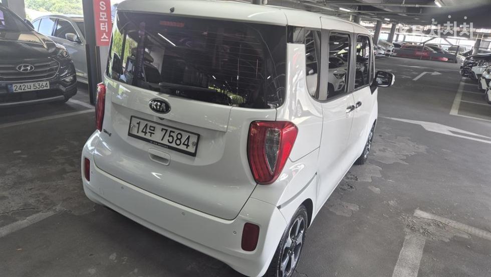 2016 - kia ray