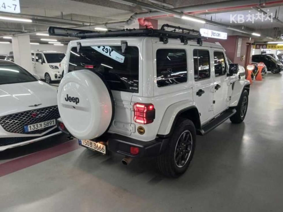 2021 Jeep (JL) photo