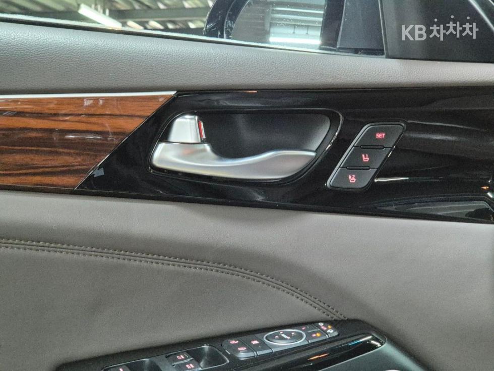 2016 - kia k7